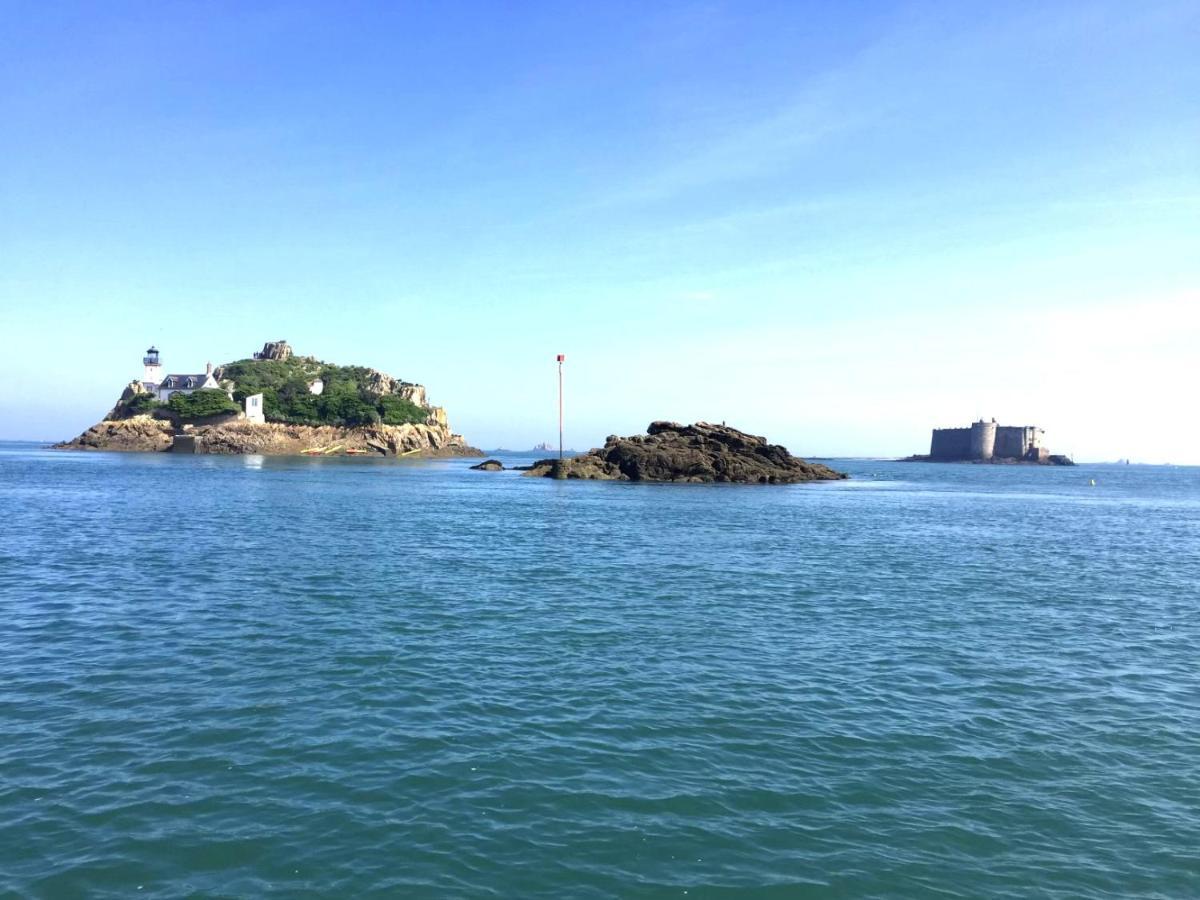 L'Escale 551, Gite Santec A 250M De La Plage エクステリア 写真